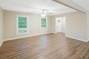 featured image of 3915 Amsbury Rd