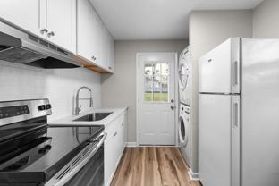 895 W Sharpe Ave #B - Photo 1 of 1
