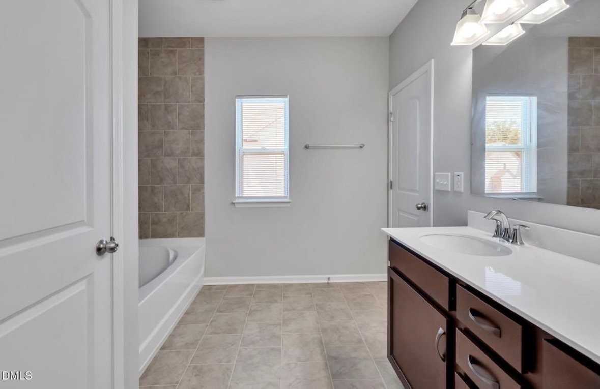 4533 Haida Ct - Photo 3 of 17