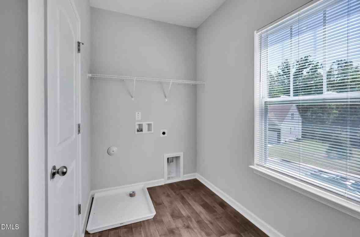 4533 Haida Ct - Photo 6 of 17