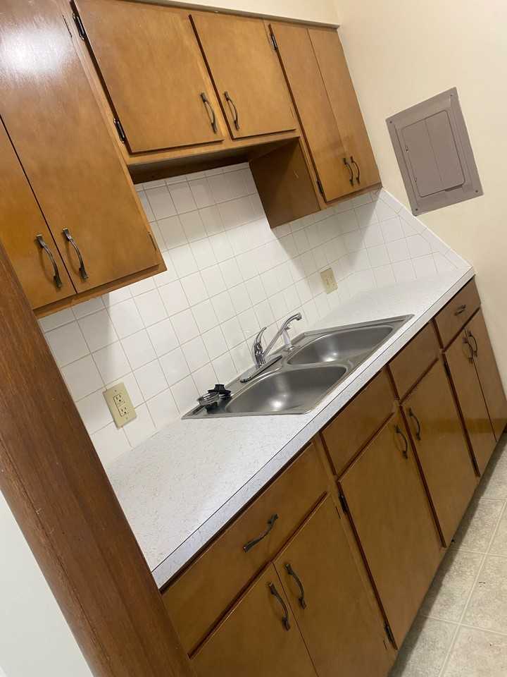1257 E Elm St #303 - Photo 5 of 10