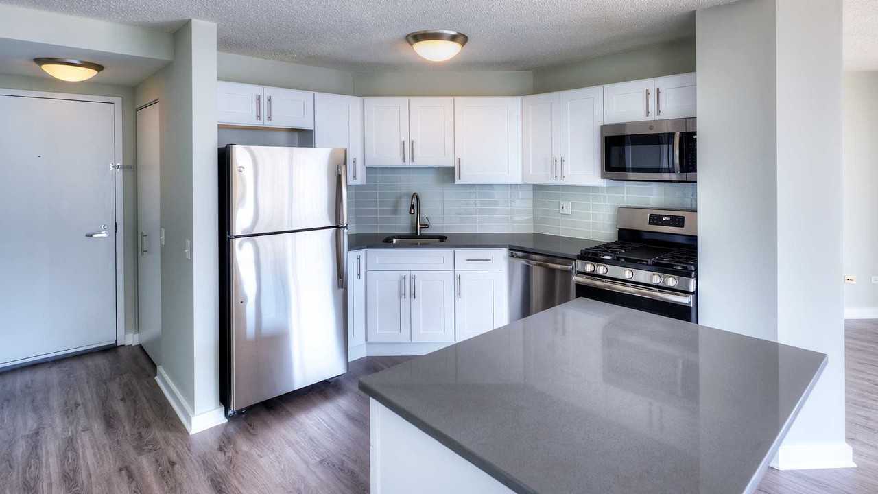 12 W Grand Ave - Photo 2 of 16