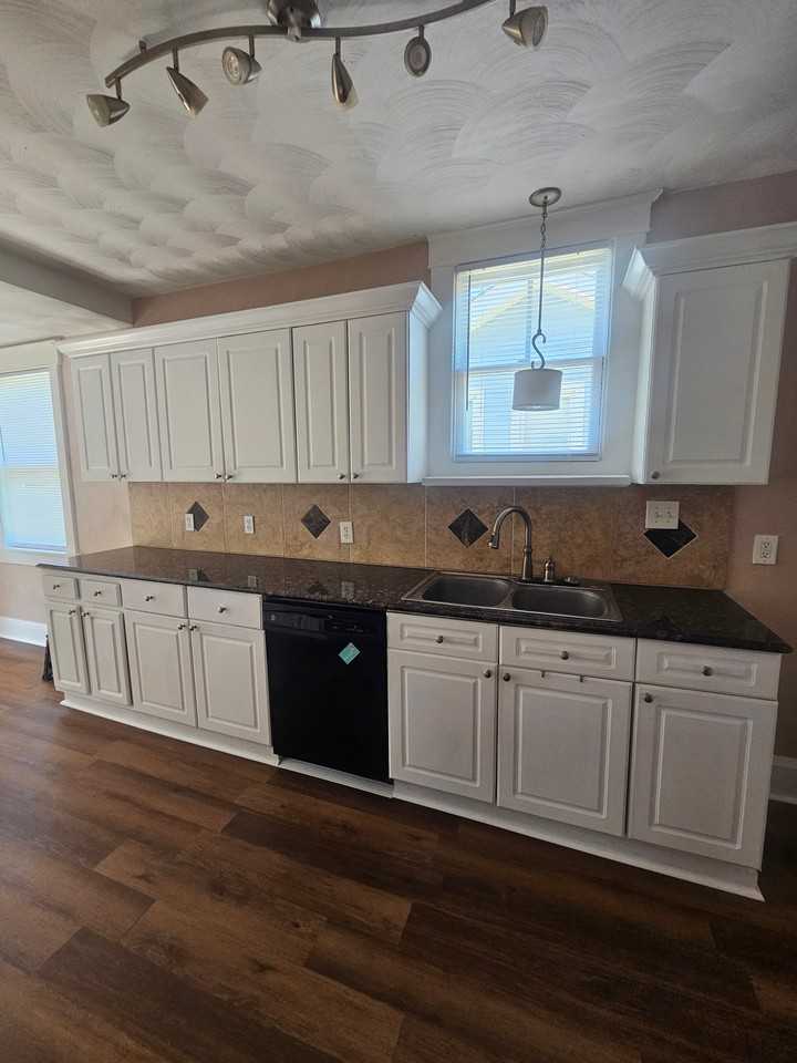 3625 Nottaway St - Photo 7 of 19