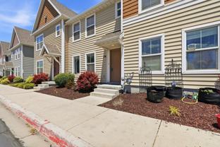 174 W Finlay Dr - Photo 1 of 1