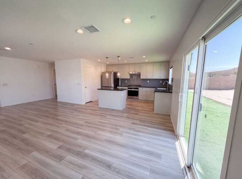 11553 Halter St - Photo 6 of 16