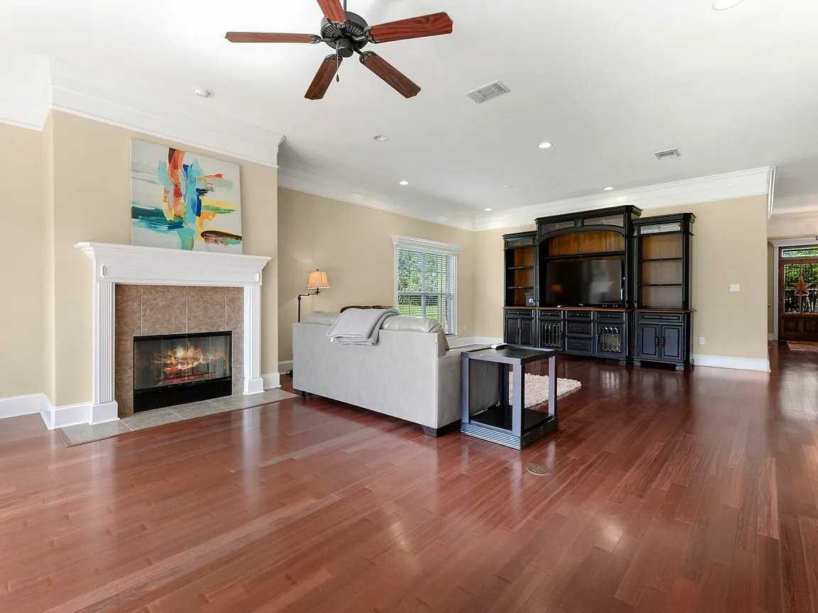 13580 Brayton Blvd - Photo 2 of 9