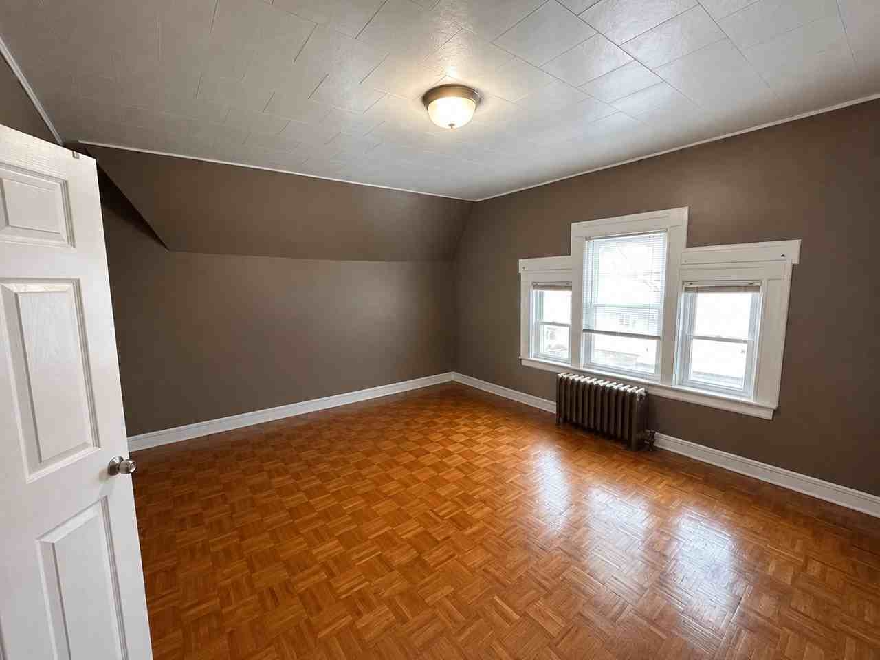 8755 114th St #2ndFL - Photo 3 of 8