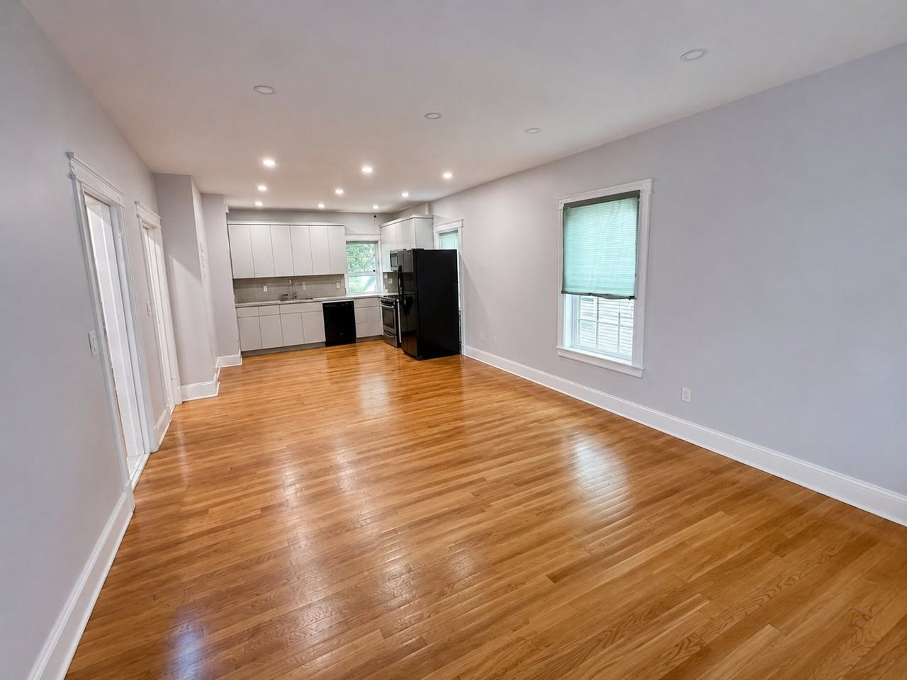 8755 114th St #2ndFL - Photo 6 of 8