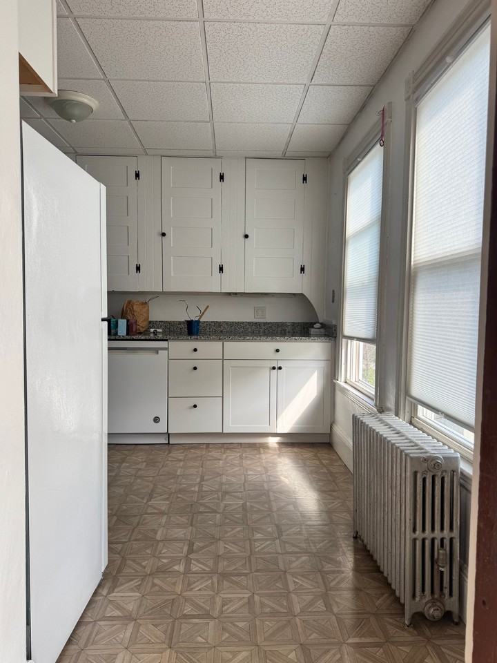 42 Powsland St - Photo 6 of 13