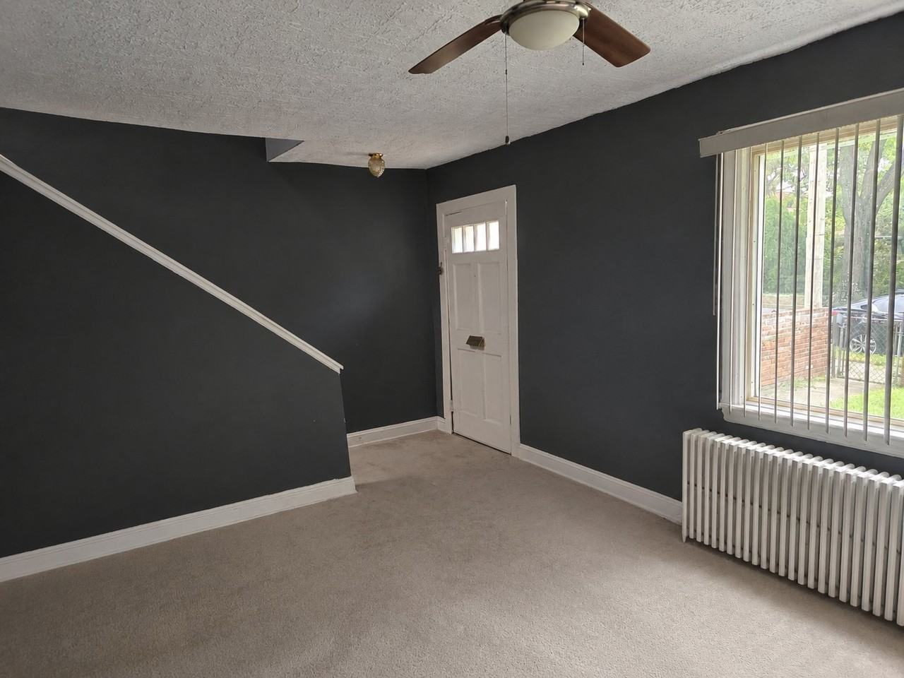 4212 Clay St Ne - Photo 2 of 20