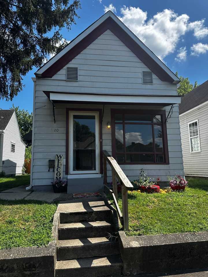 1120 Ekin Ave - Photo 2 of 18