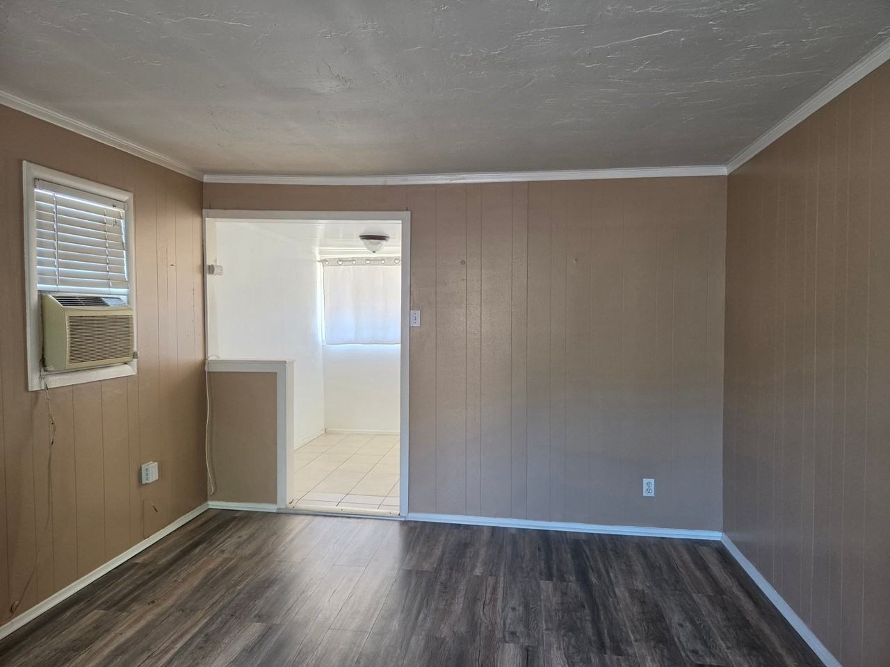 1308 W Fern Dr - Photo 3 of 12