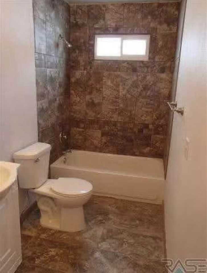 1317 S Gary Dr - Photo 7 of 10