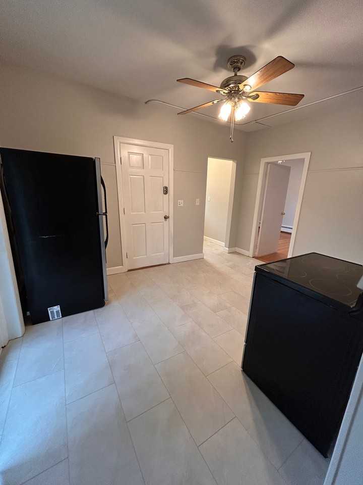 268 River Ave #1 - Photo 4 of 13