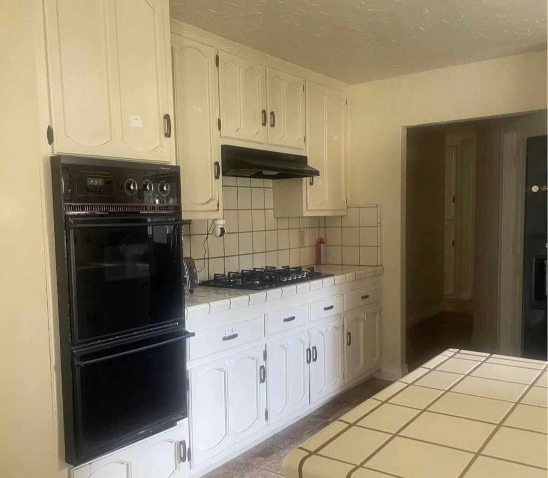 21355 Webster Ave #B - Photo 6 of 12