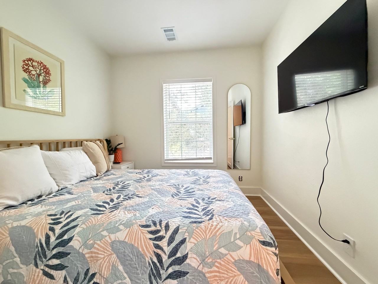 316 Robert Ellis St - Photo 5 of 19