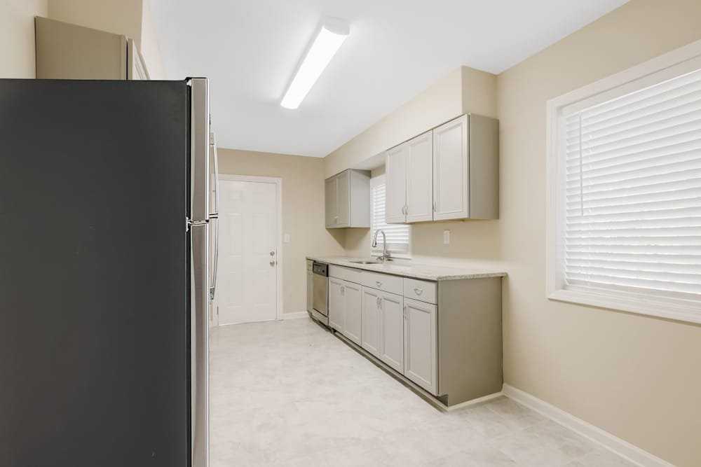 2966 Sylvan Rd - Photo 2 of 10