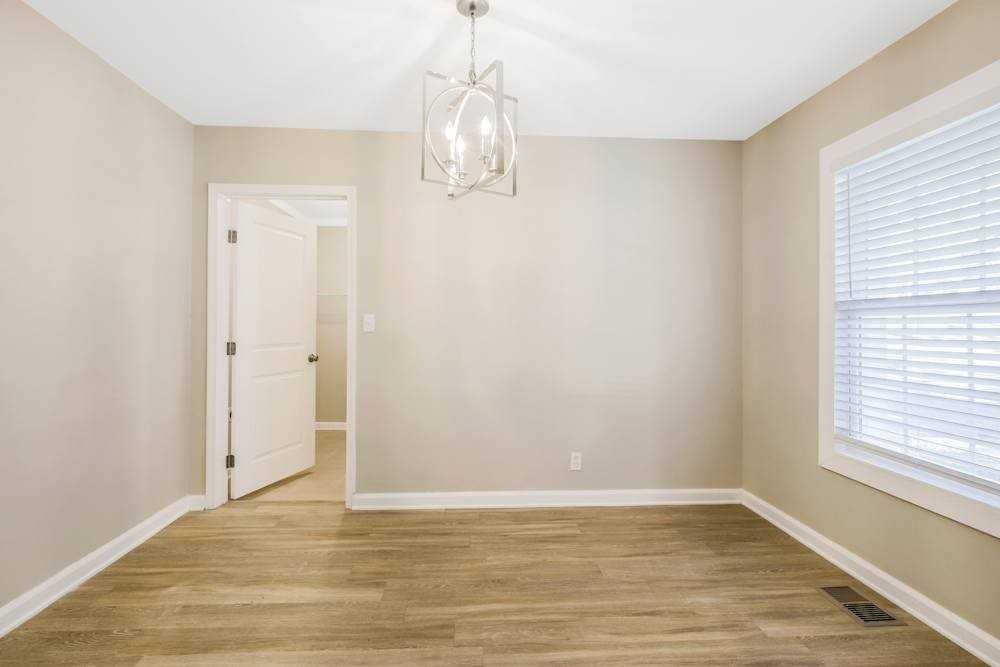 2966 Sylvan Rd - Photo 5 of 10