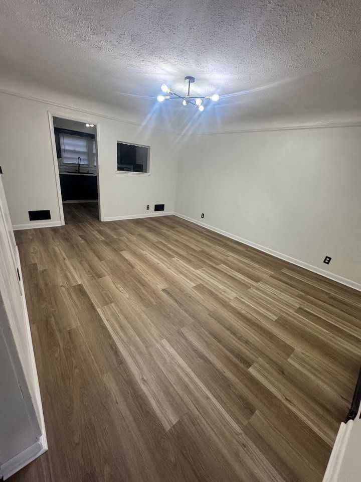 6012 N 39th St - Photo 2 of 16
