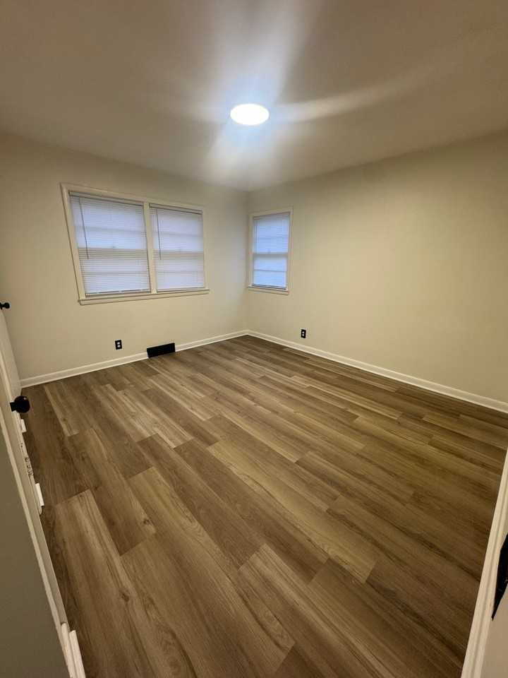 6012 N 39th St - Photo 6 of 16
