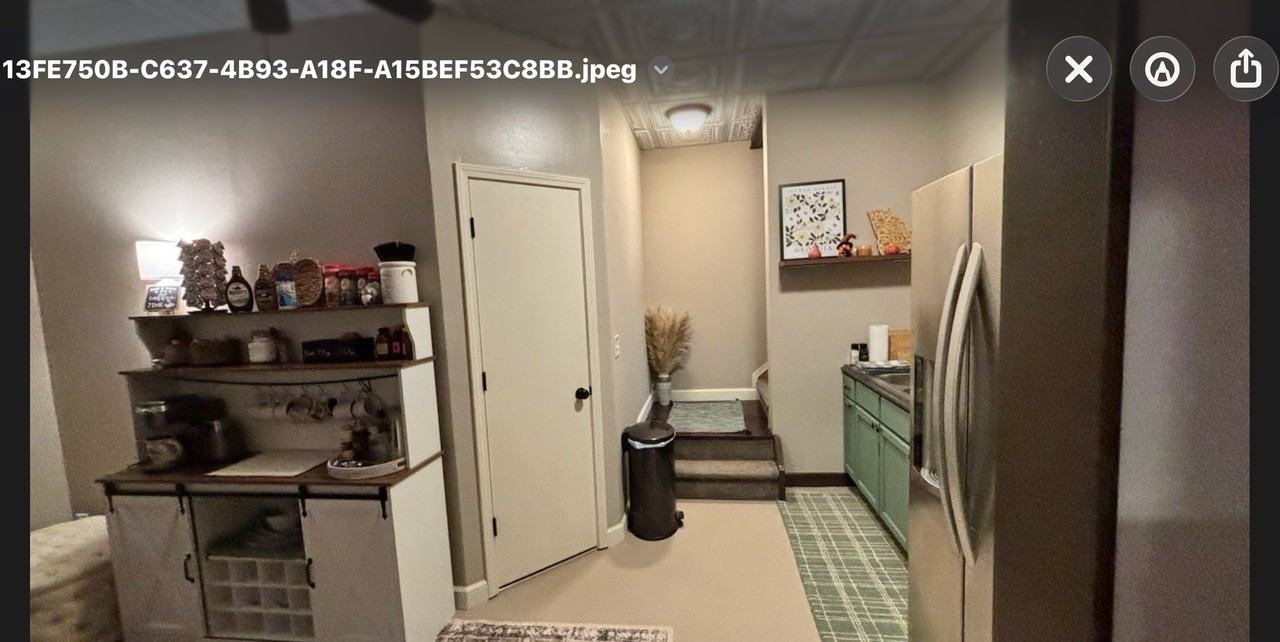 185 Weaver Rd - Photo 4 of 14