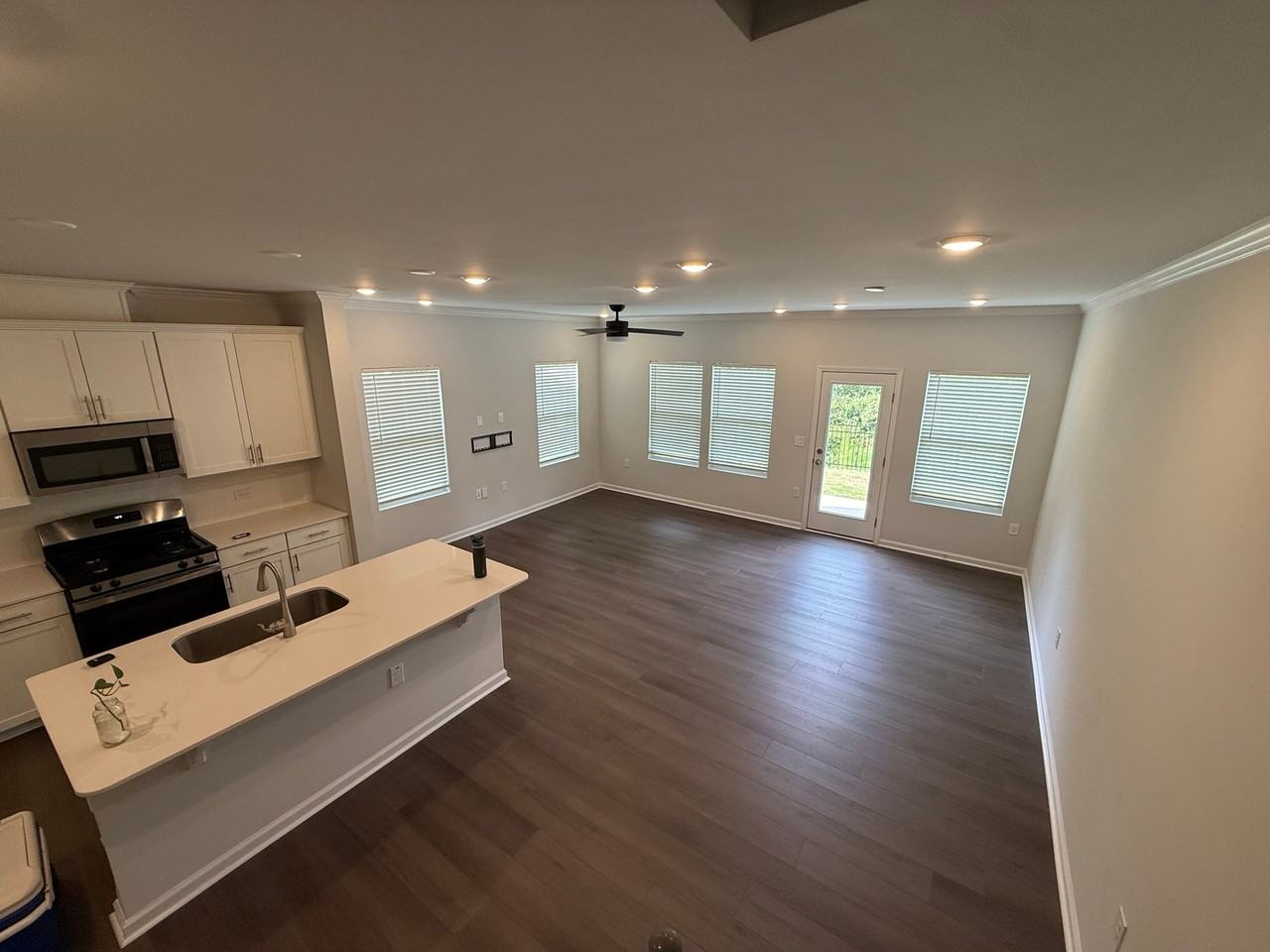 275 Peebles Dr - Photo 6 of 18