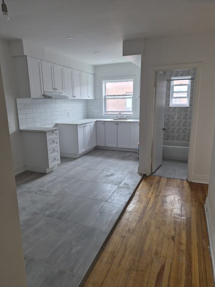 1475 Rue Poirier #8 - Photo 7 of 8