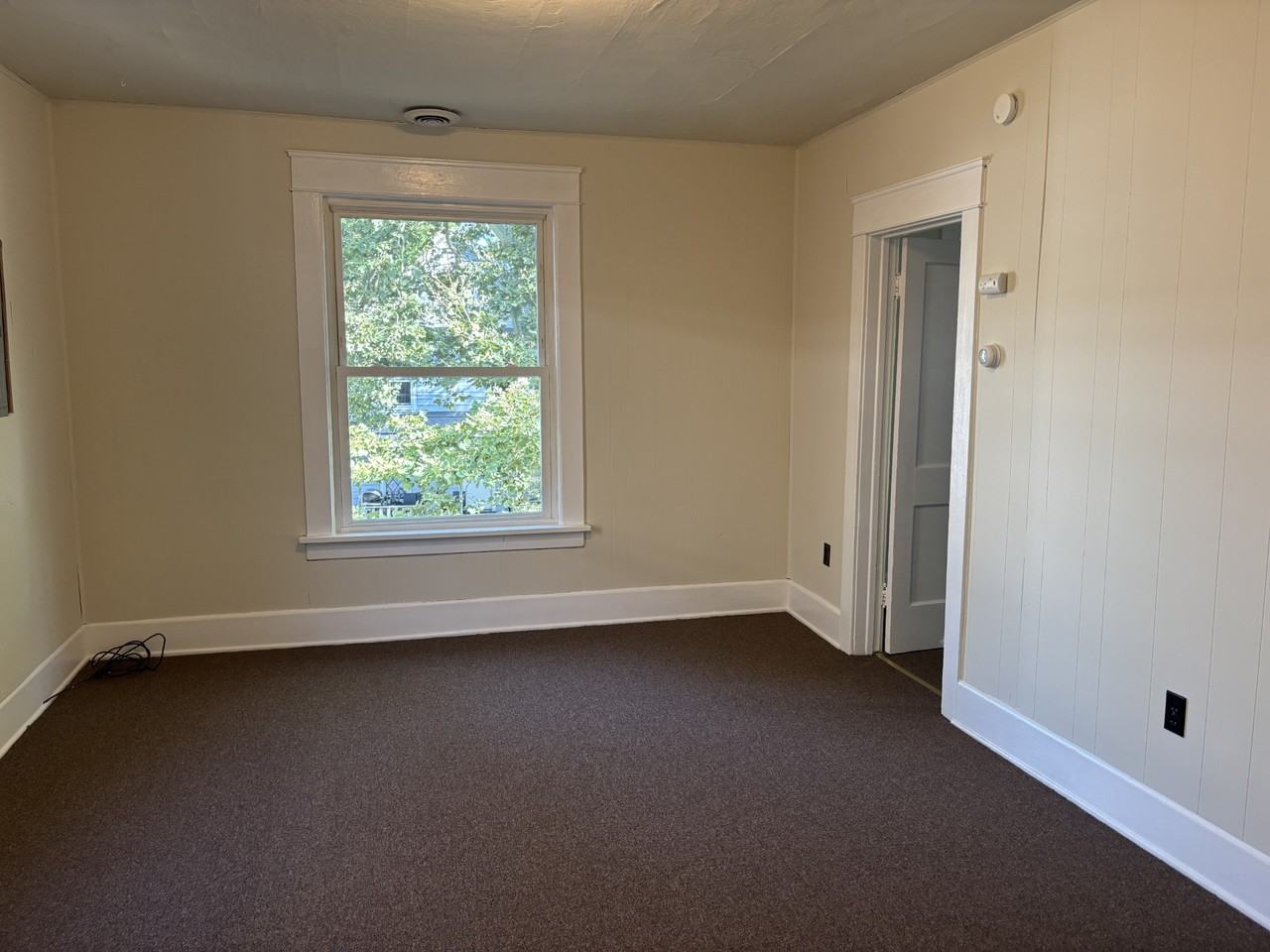 545 East 22nd Street #2nd floor - Photo 7 of 9