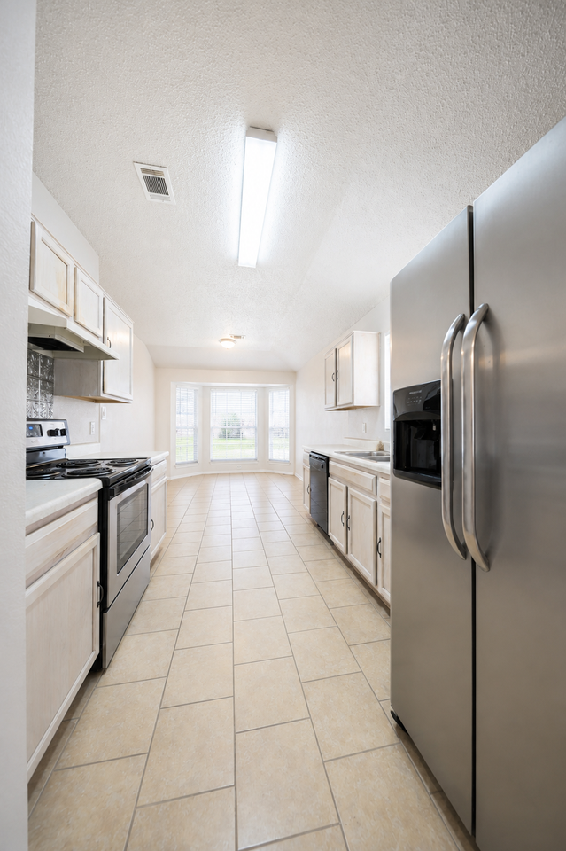 2203 Garrett Dr #NA - Photo 4 of 22