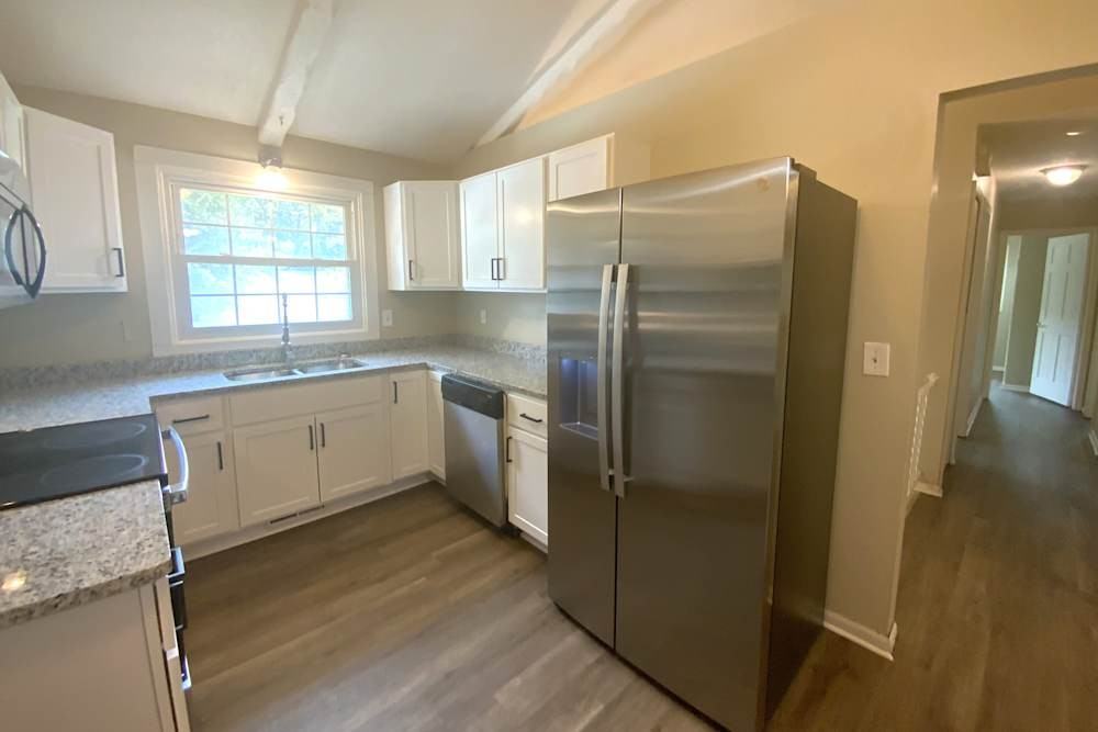 1717 Lamplight Dr #NA - Photo 3 of 14