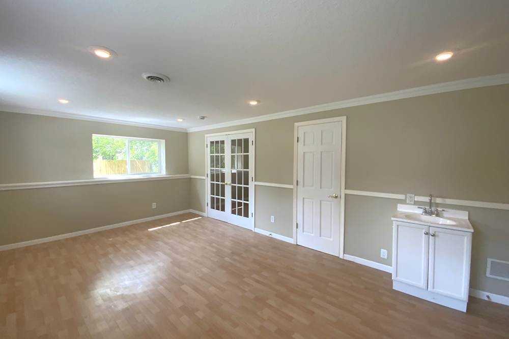 1717 Lamplight Dr #NA - Photo 5 of 14