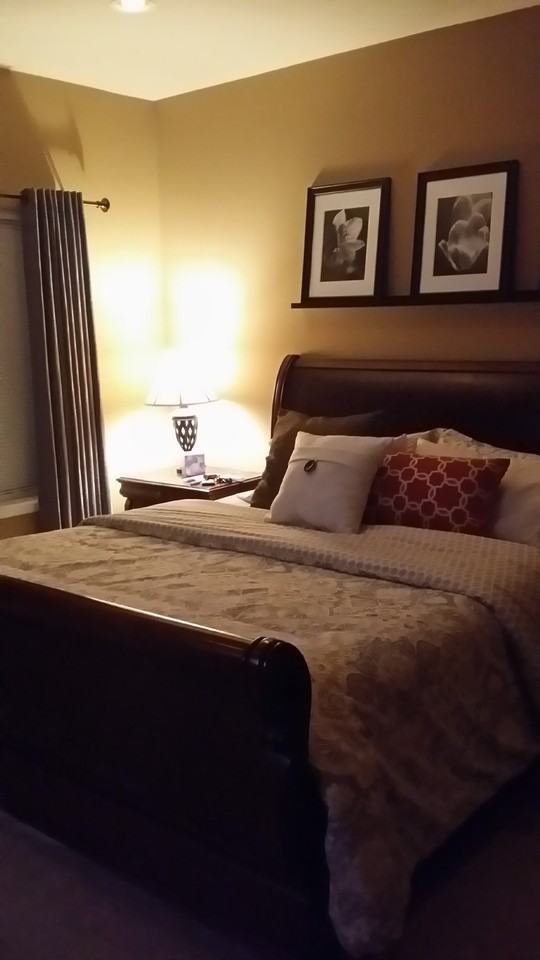 521 Spectator Ave - Photo 2 of 14