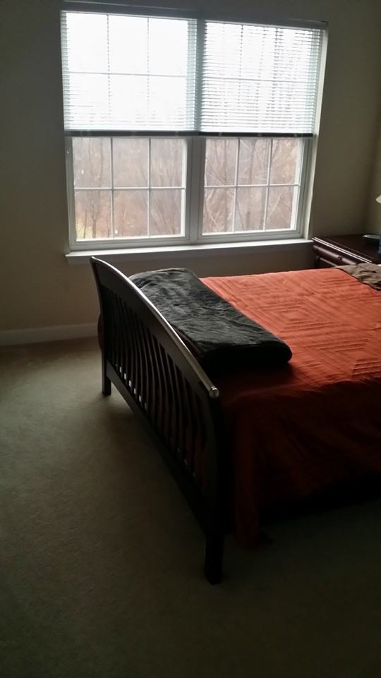 521 Spectator Ave - Photo 6 of 14