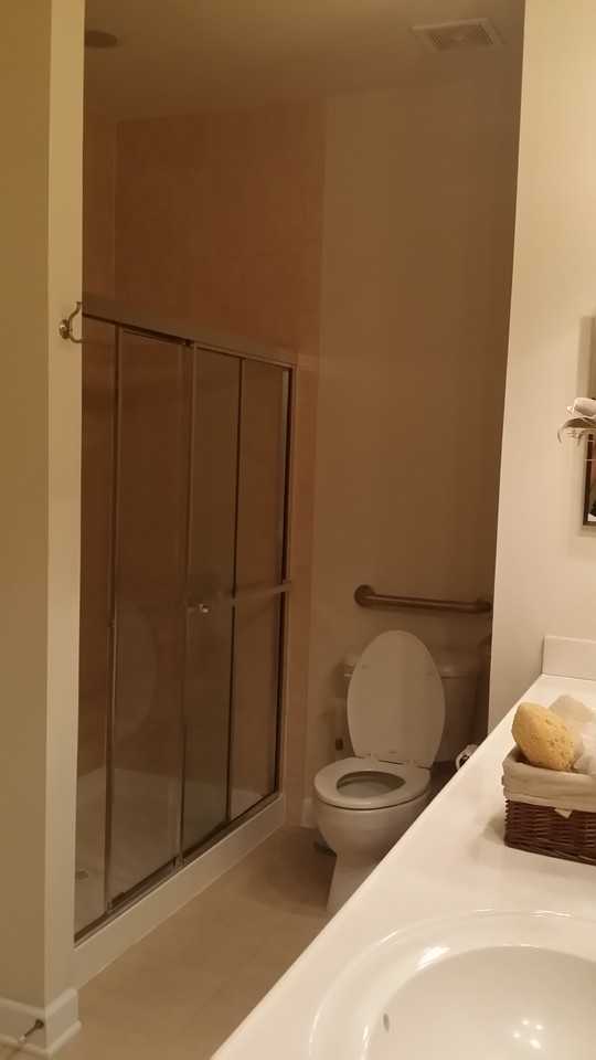 521 Spectator Ave - Photo 7 of 14