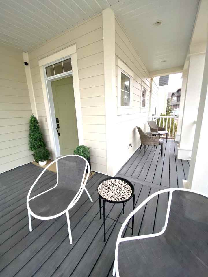 120 Riviera Cres - Photo 7 of 49