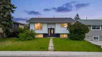 424 Penbrooke Cres Se - Photo 1 of 1