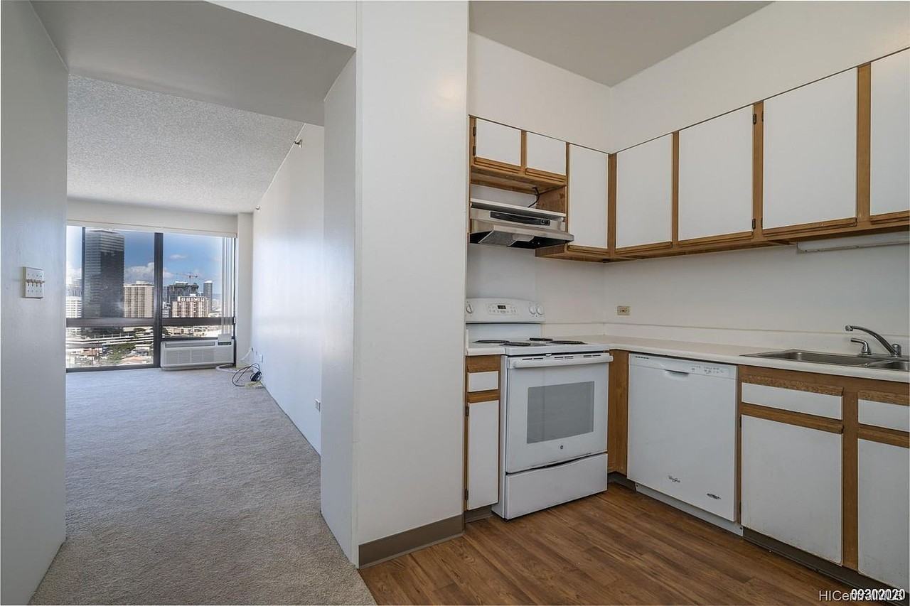 747 Wiliwili St #1608 - Photo 3 of 15