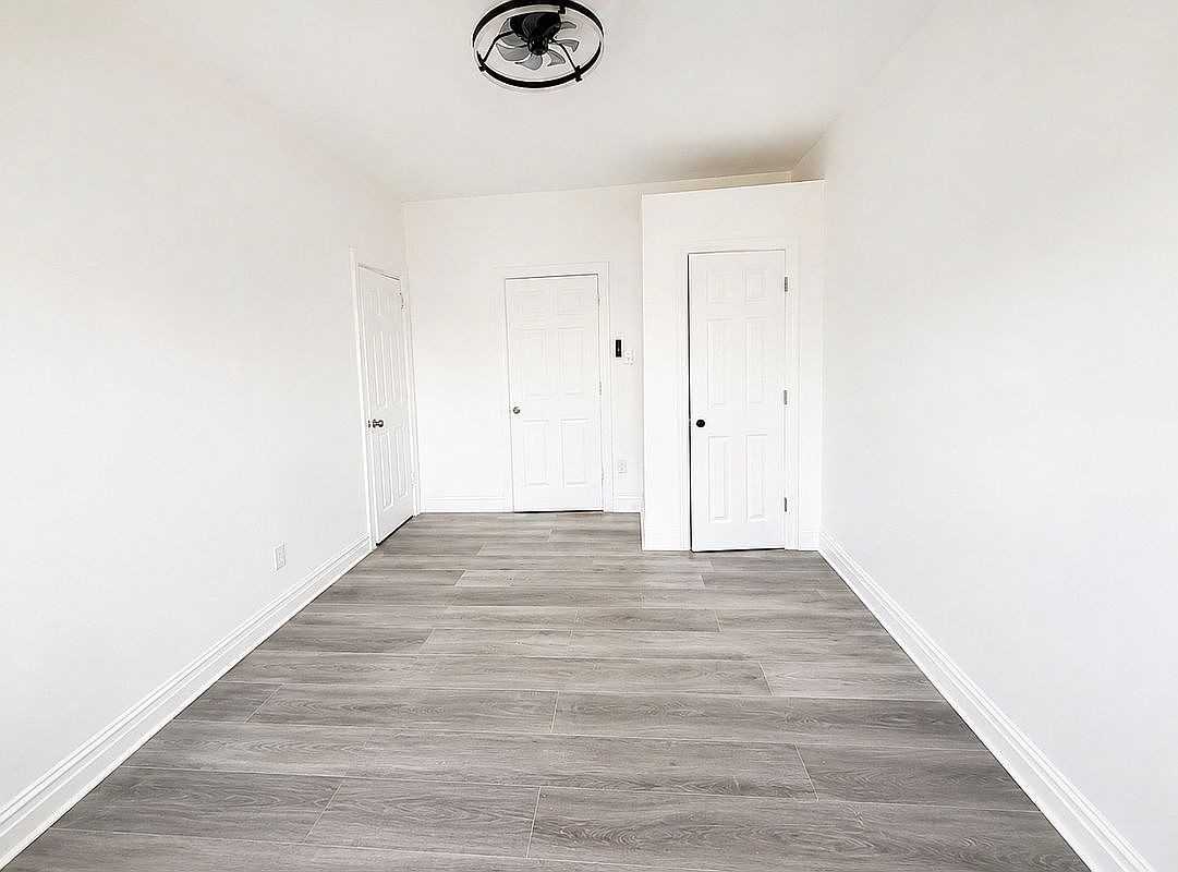 952 Saint Marks Ave #5B - Photo 7 of 11