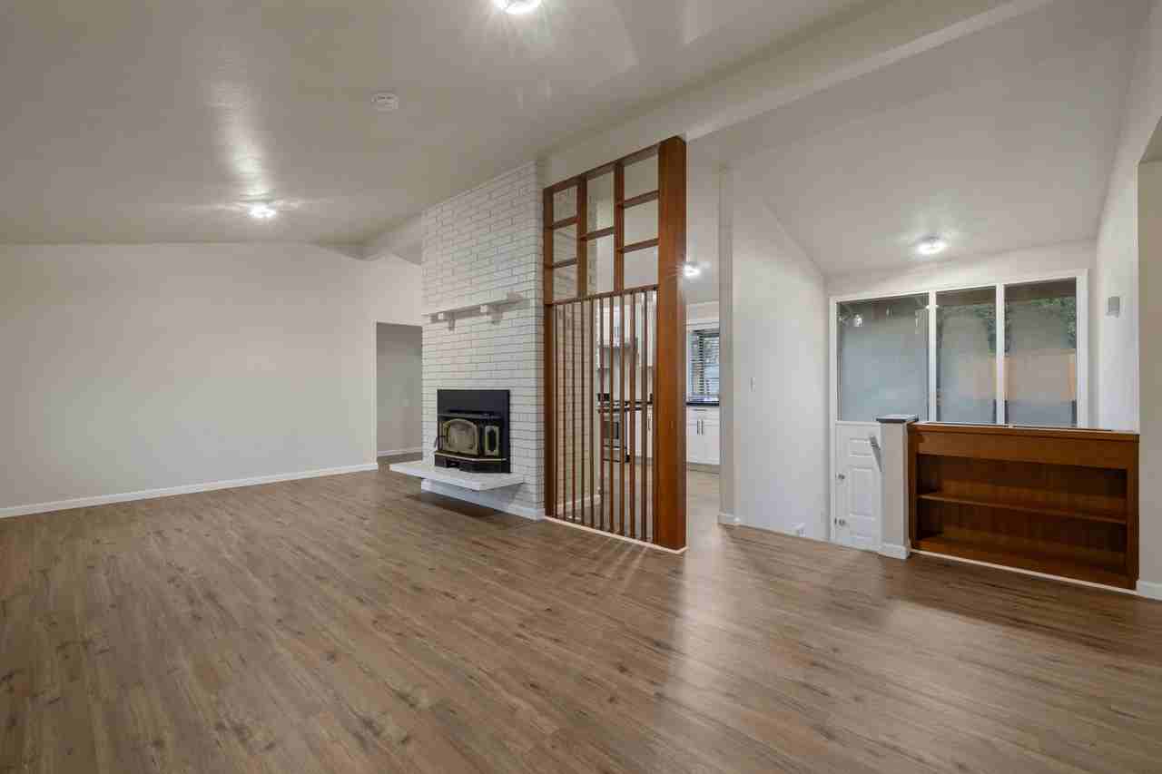 16049 Southeast 131st Street - Photo 5 of 25