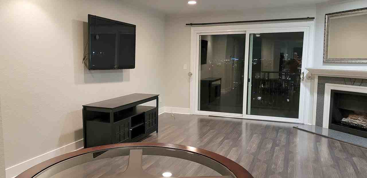 1707 Micheltorena Street #304 - Photo 2 of 15