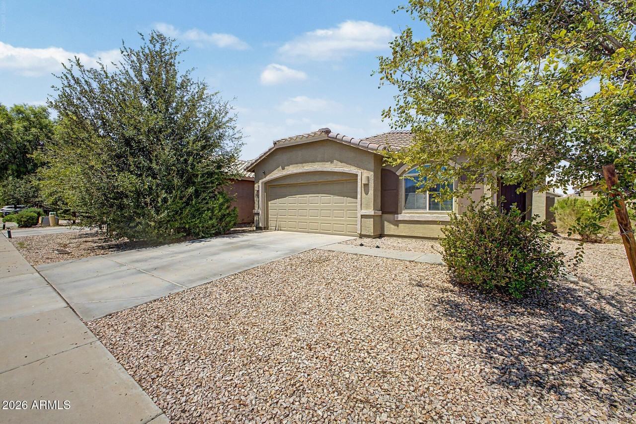 3514 E Cowboy Cove Trl - Photo 2 of 32