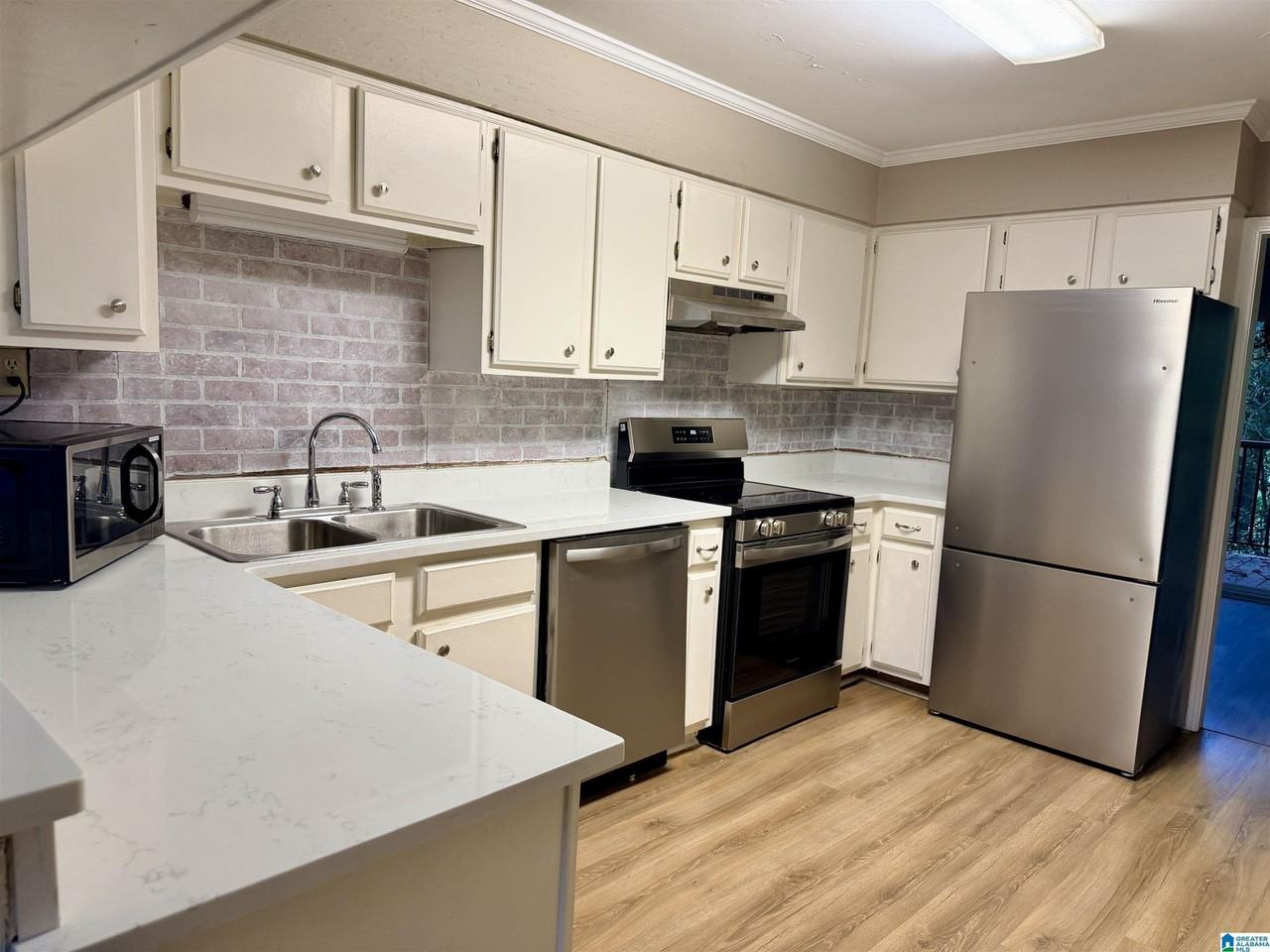 313 Heath Dr #313 - Photo 7 of 16
