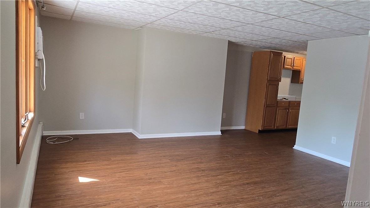 525 Huxley Dr - Photo 4 of 13