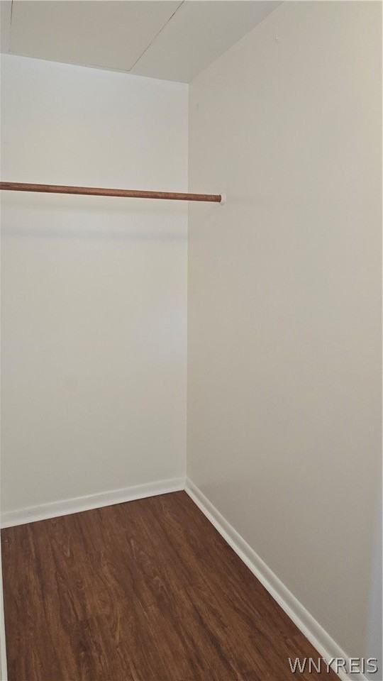 525 Huxley Dr - Photo 6 of 13