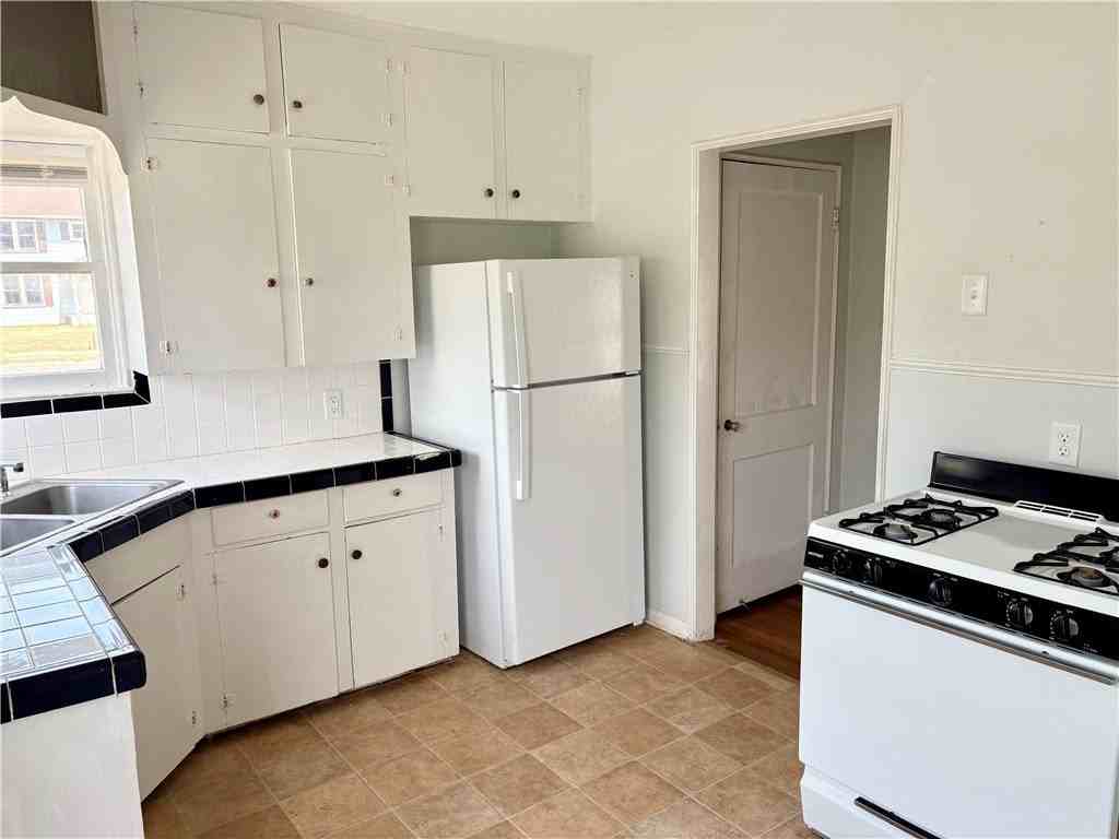 253 Oleander Ave #2 - Photo 5 of 10