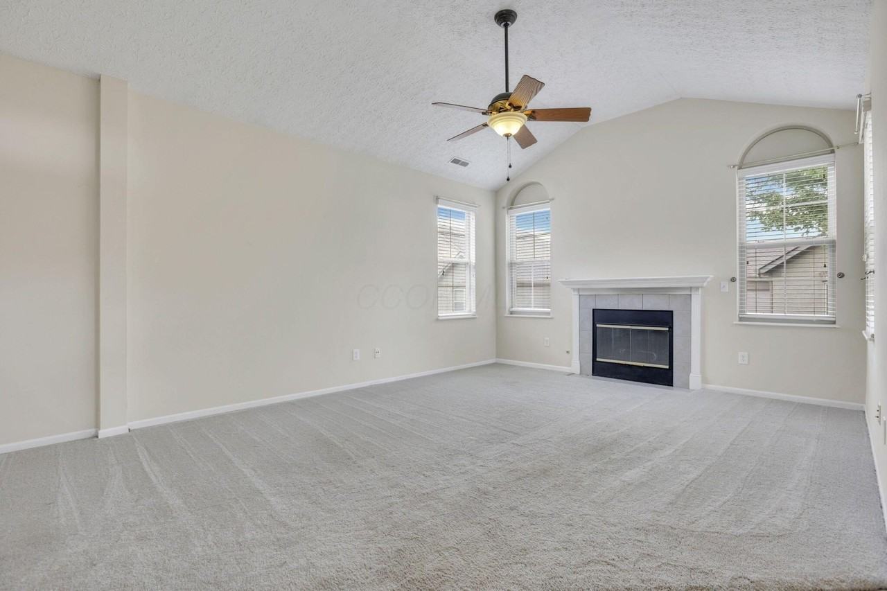 7465 Red Maple Pl - Photo 6 of 29