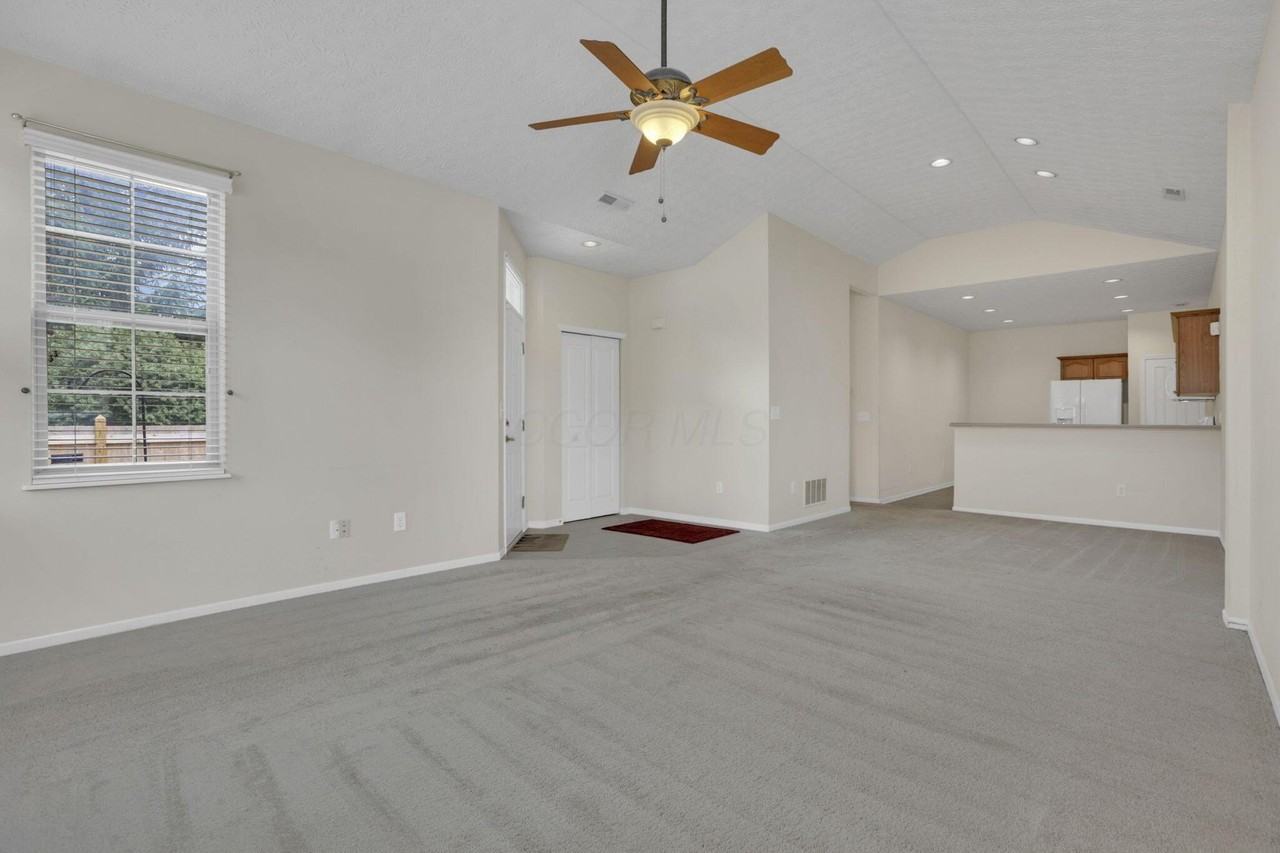 7465 Red Maple Pl - Photo 7 of 29