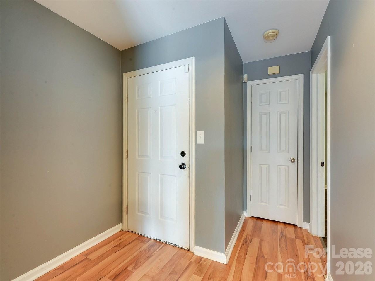 766 Marsh Rd #7 - Photo 4 of 36
