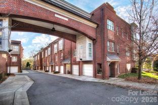 100 N Laurel Ave - Photo 1 of 1