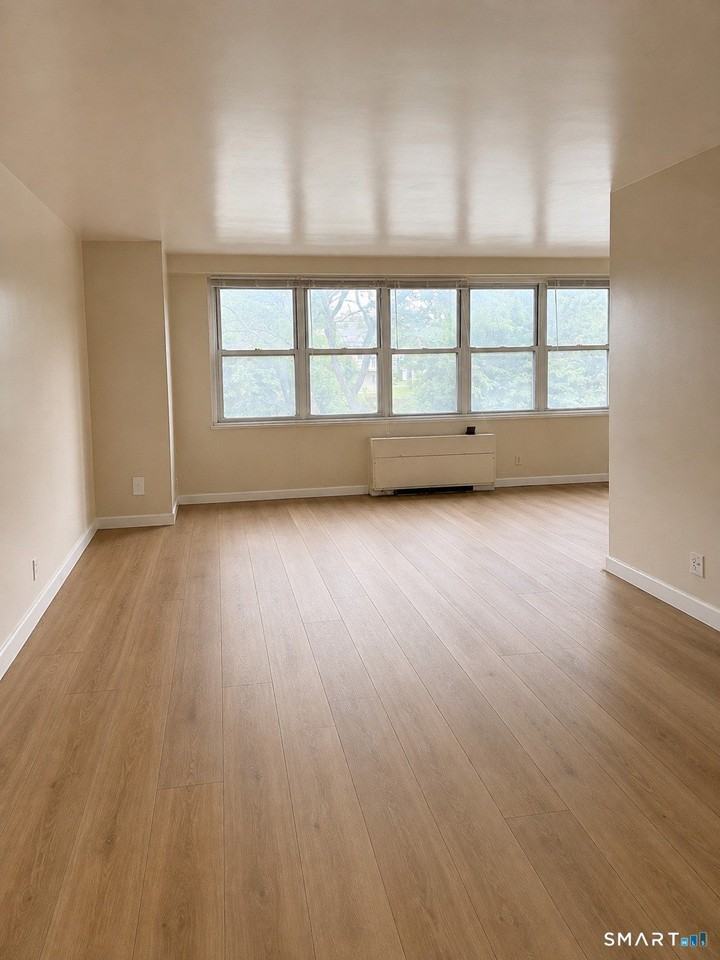 2625 Park Ave #3F - Photo 3 of 11